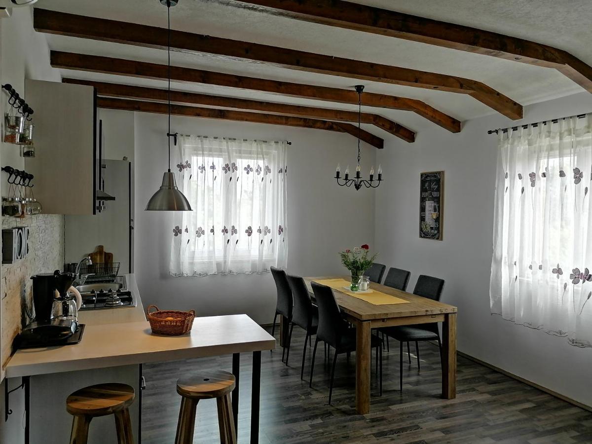 House Mario Near Rovinj Apartment กานฟานาร์ ภายนอก รูปภาพ