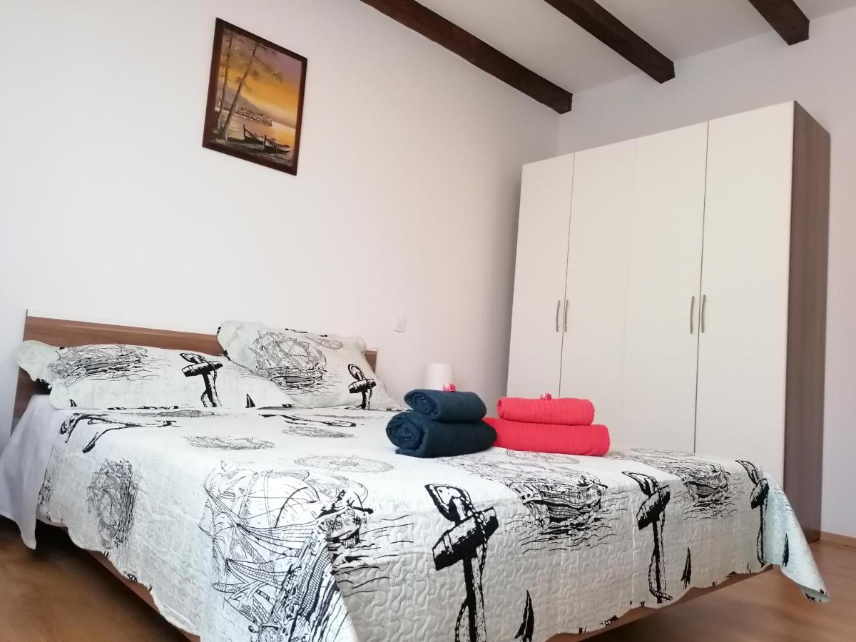 House Mario Near Rovinj Apartment กานฟานาร์ ภายนอก รูปภาพ